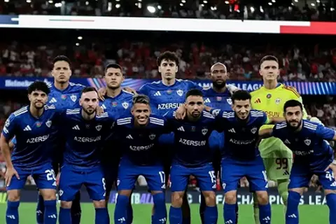 المفاجآت تحدث في البرتغال.. كاراباج يعود أمام بنفيكا بدوري الأبطال